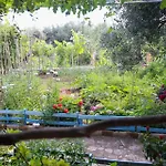 Motell Holiwood *