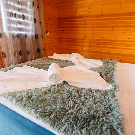 Motel Holiwood Himarë