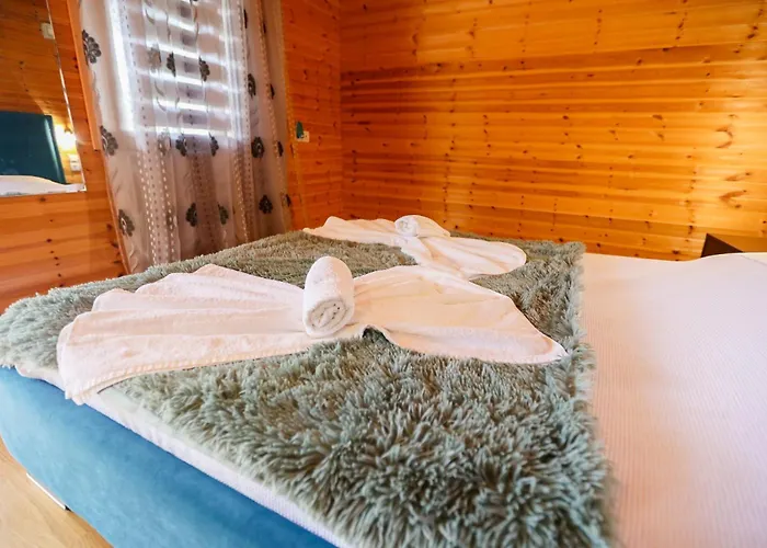 Motel Holiwood Himarë