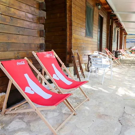 Motel Holiwood *