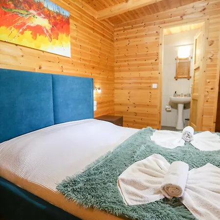 Motel Holiwood